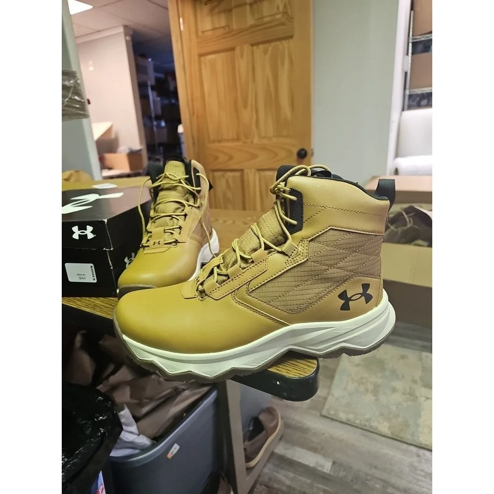Under Armour UA Stellar G2 6